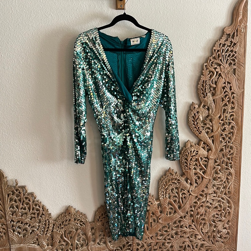 Mermaid dress vibes!!